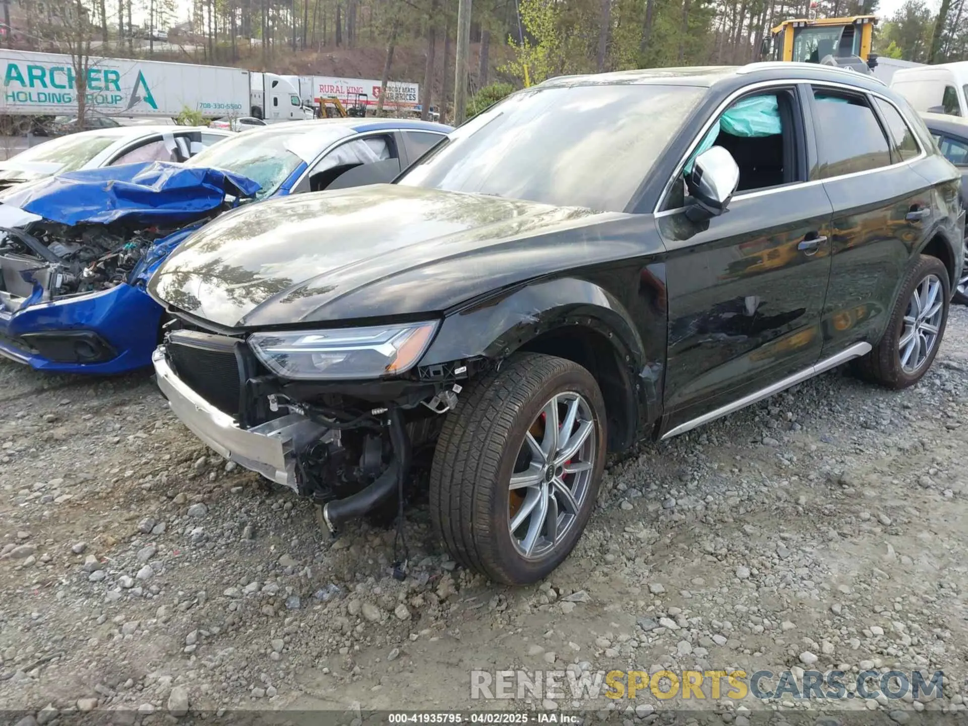 2 fotografías del automóvil dañado WA1B4AFY1S2023692 AUDI SQ5 2025