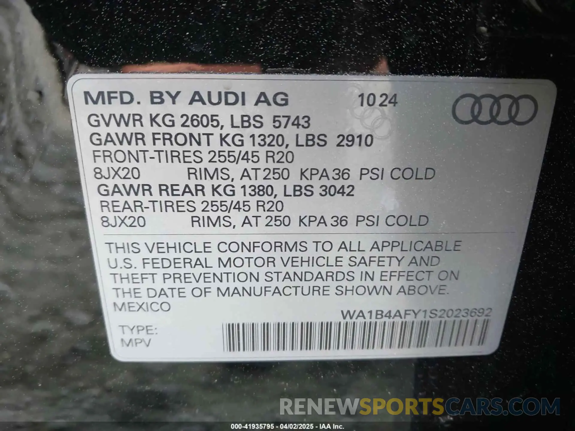 9 fotografías del automóvil dañado WA1B4AFY1S2023692 AUDI SQ5 2025