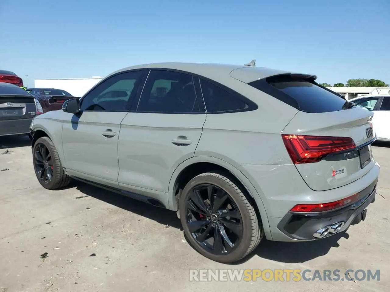 2 fotografías del automóvil dañado WA124AFY9N2032645 AUDI SQ5 SPORTB 2022