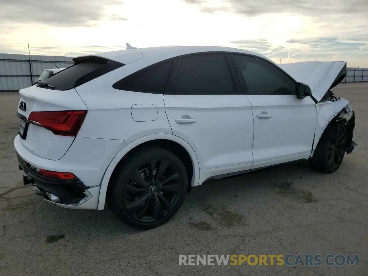 3 fotografías del automóvil dañado WA124AFY1P2038636 AUDI SQ5 SPORTB 2023