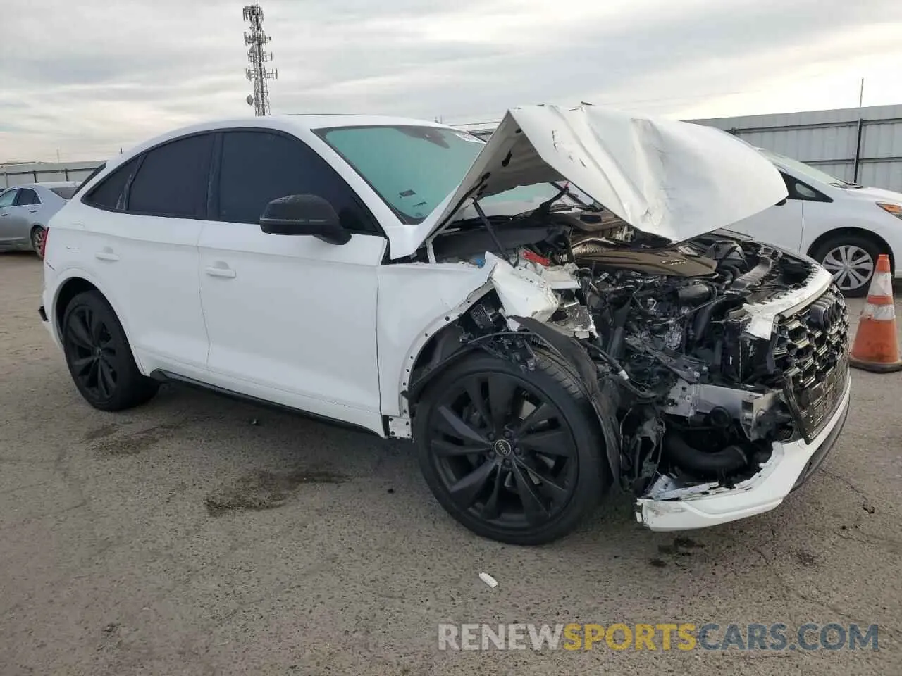 4 fotografías del automóvil dañado WA124AFY1P2038636 AUDI SQ5 SPORTB 2023