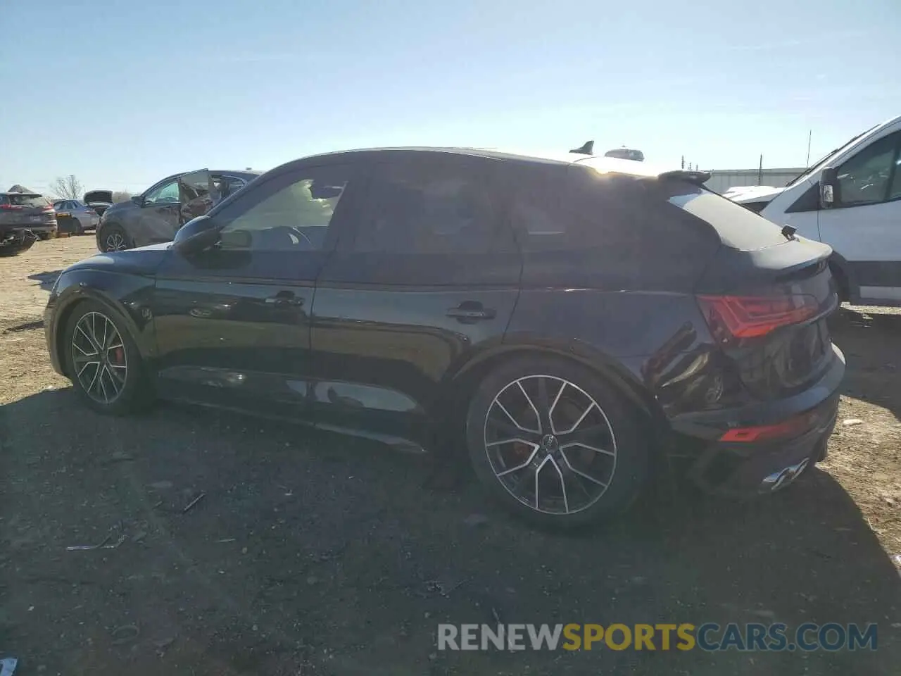 2 fotografías del automóvil dañado WA134AFYXP2022021 AUDI SQ5 SPORTB 2023
