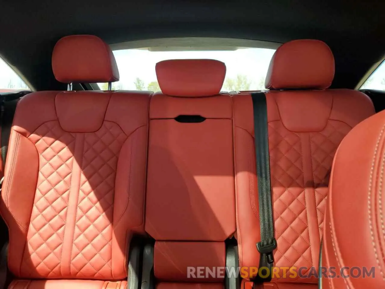 10 fotografías del automóvil dañado WA124AFY5S2055870 AUDI SQ5 SPORTB 2025