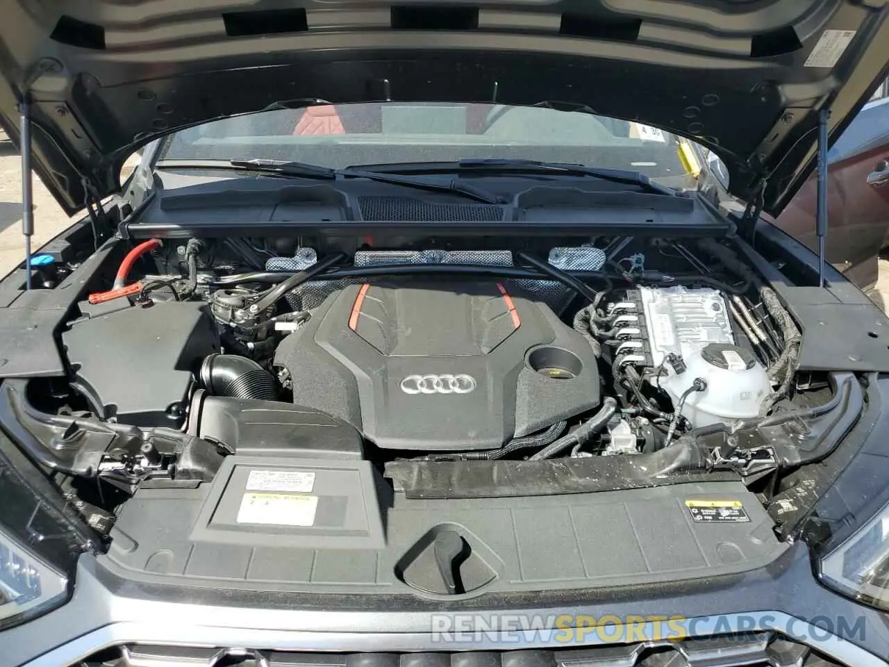 12 fotografías del automóvil dañado WA124AFY5S2055870 AUDI SQ5 SPORTB 2025