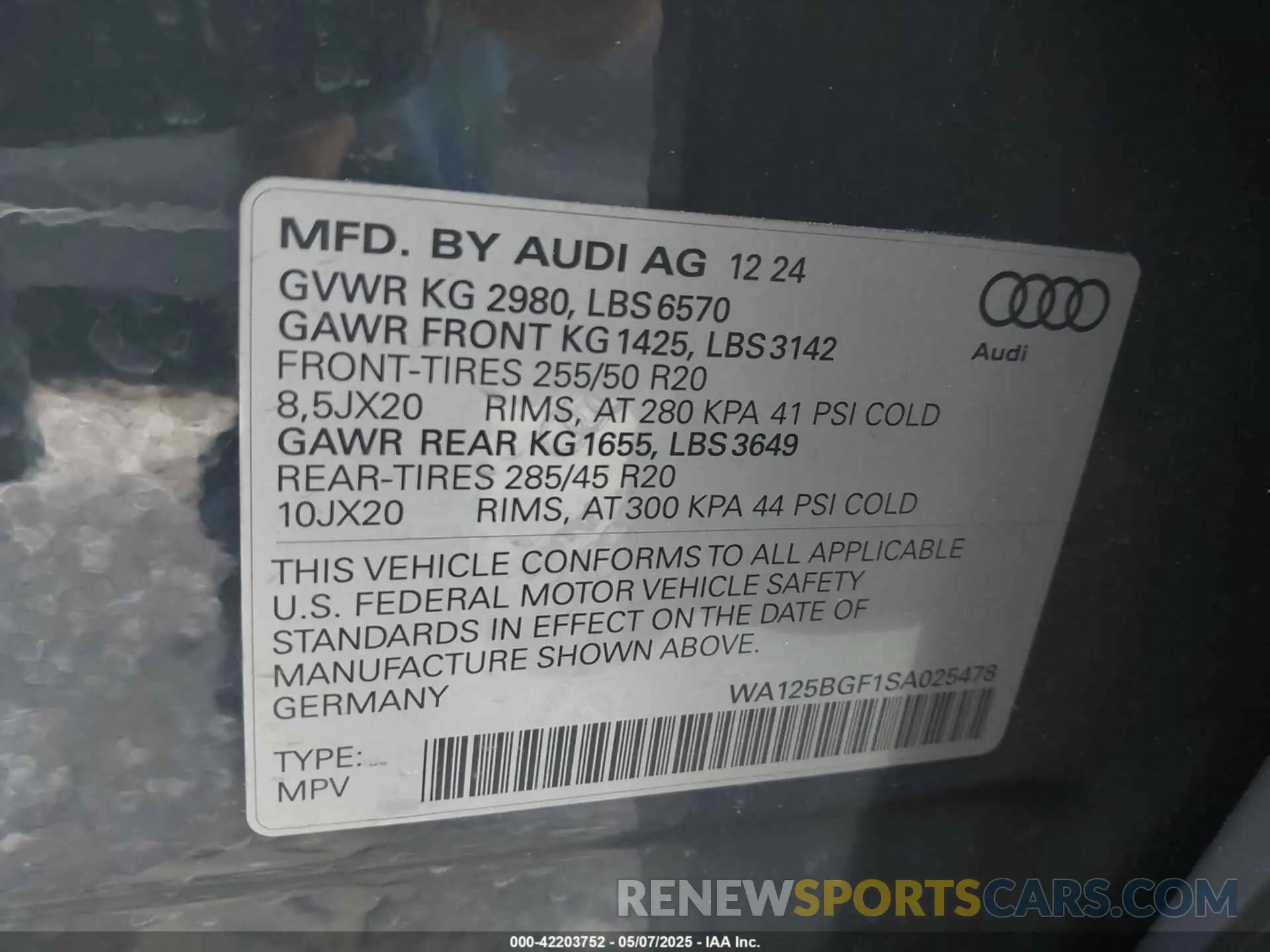 9 fotografías del automóvil dañado WA125BGF1SA025478 AUDI SQ6 E-TRON 2025