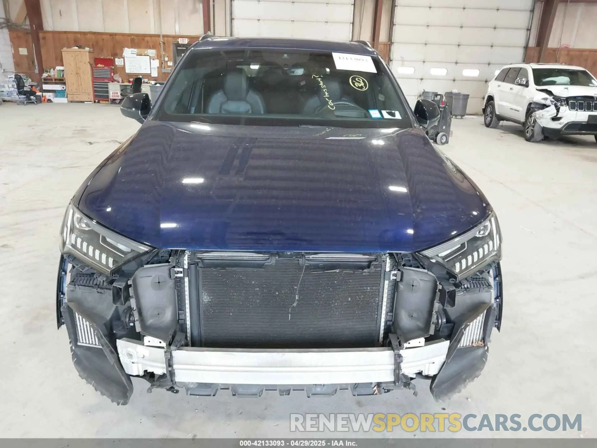12 fotografías del automóvil dañado WA1VWAF73LD013508 AUDI SQ7 2020