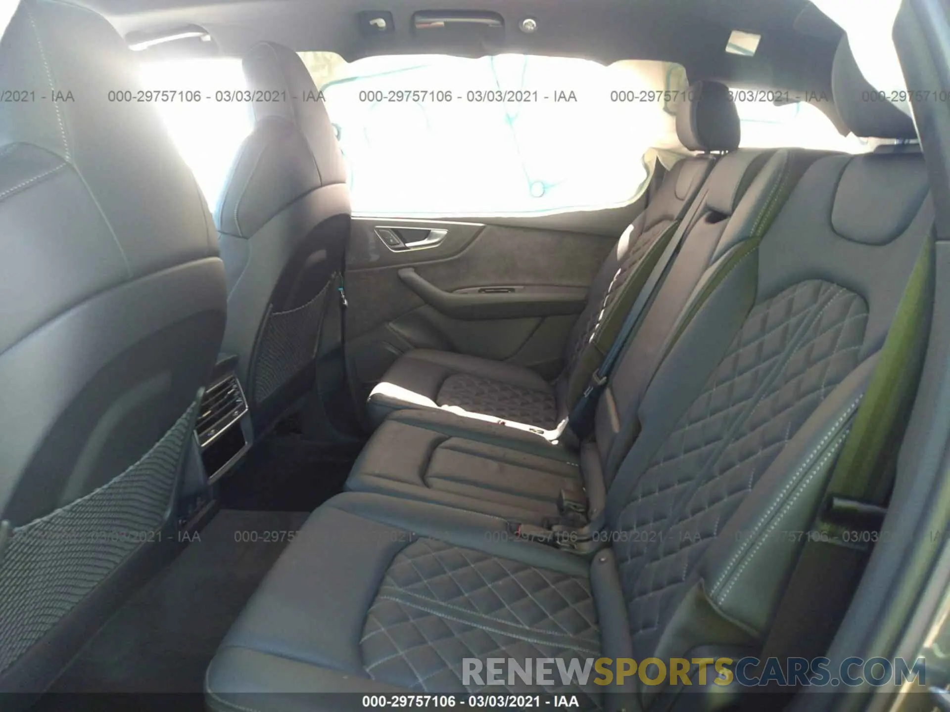 8 fotografías del automóvil dañado WA1VWAF7XLD012792 AUDI SQ7 2020
