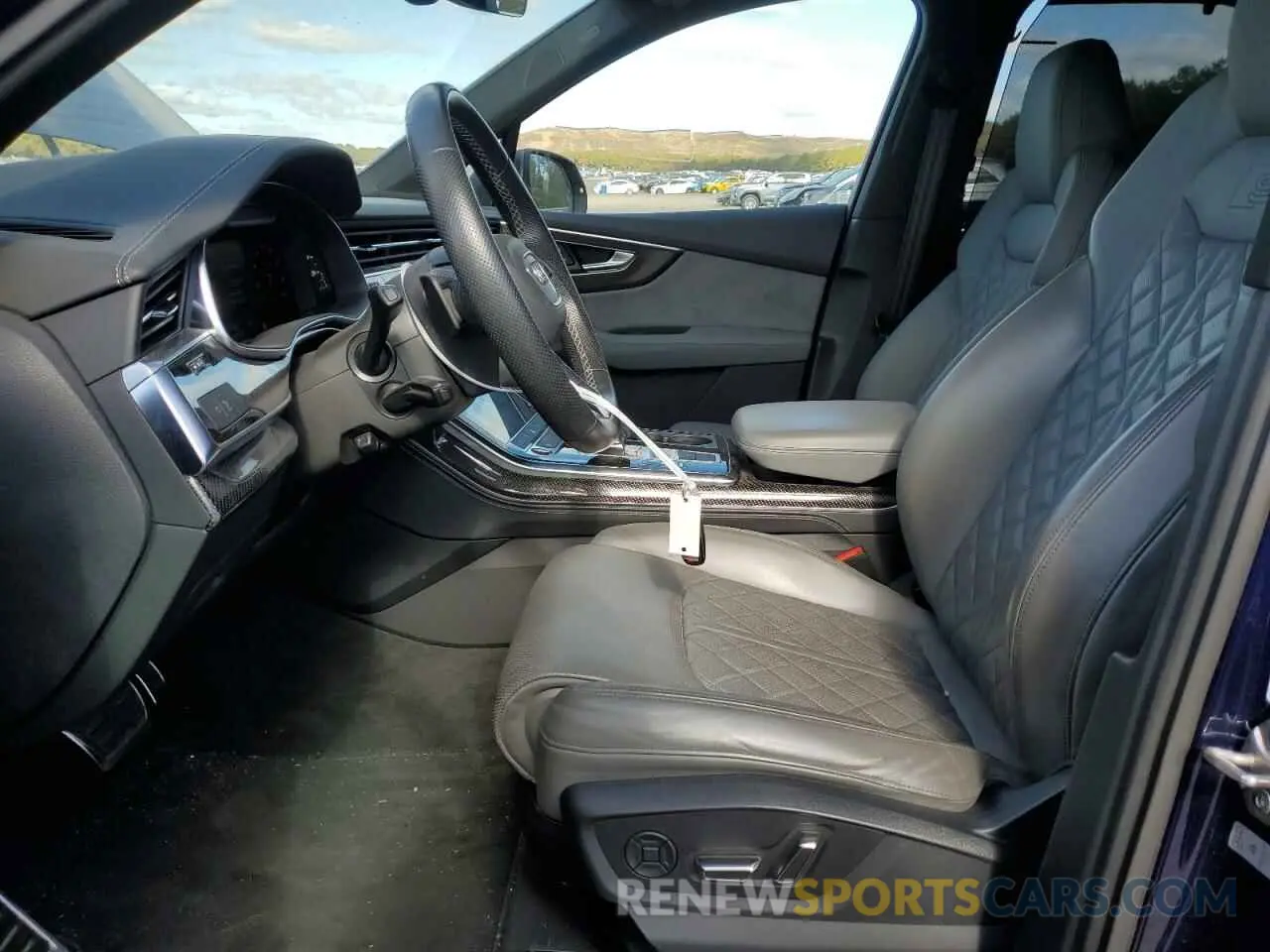 7 fotografías del automóvil dañado WA1AWBF73MD034266 AUDI SQ7 2021