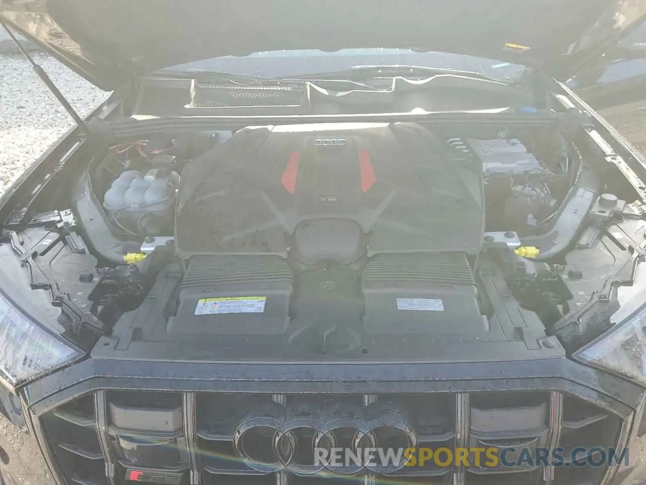 12 fotografías del automóvil dañado WA1VWBF73MD024564 AUDI SQ7 2021
