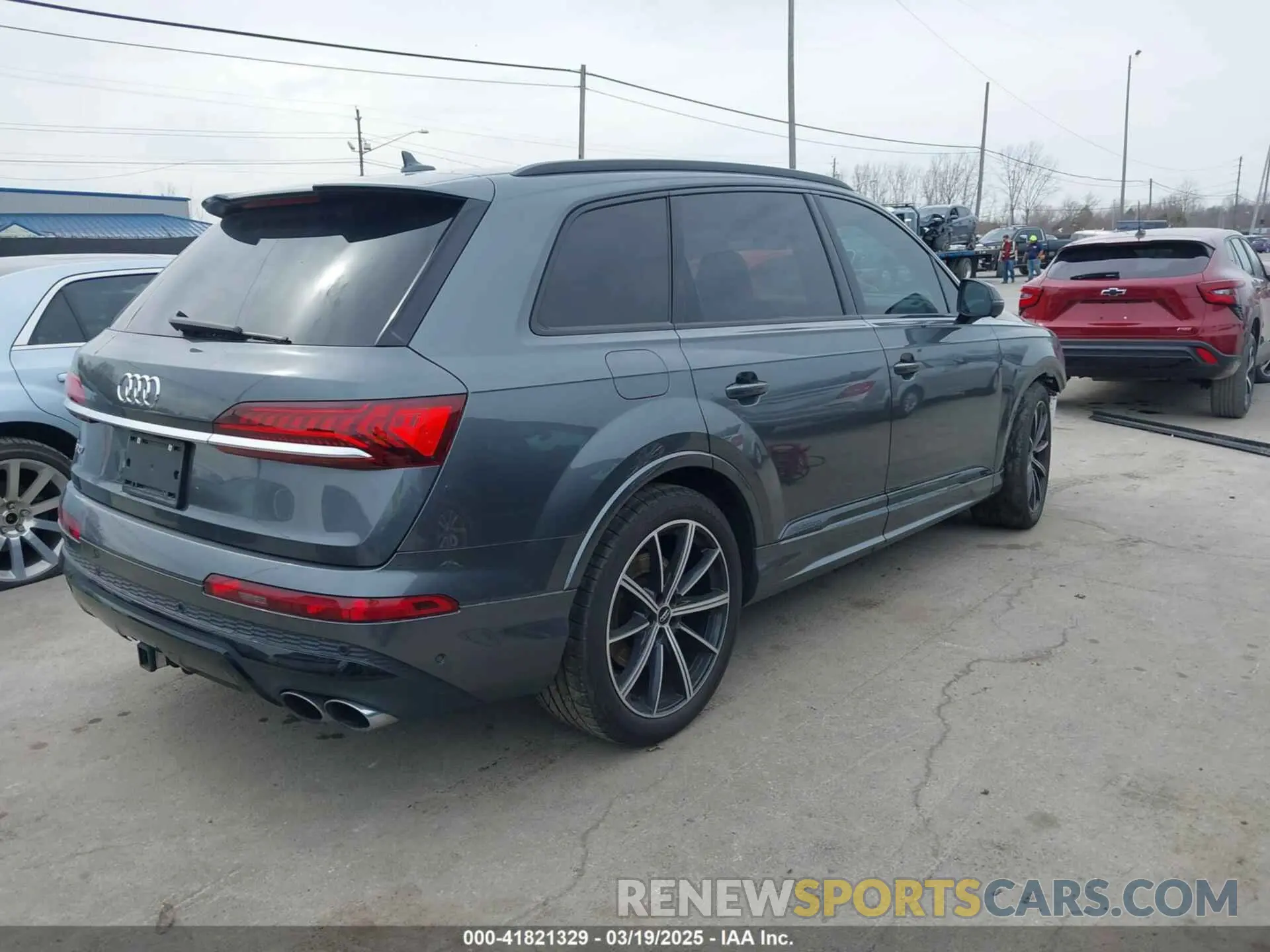 4 fotografías del automóvil dañado WA1VWBF74MD000533 AUDI SQ7 2021