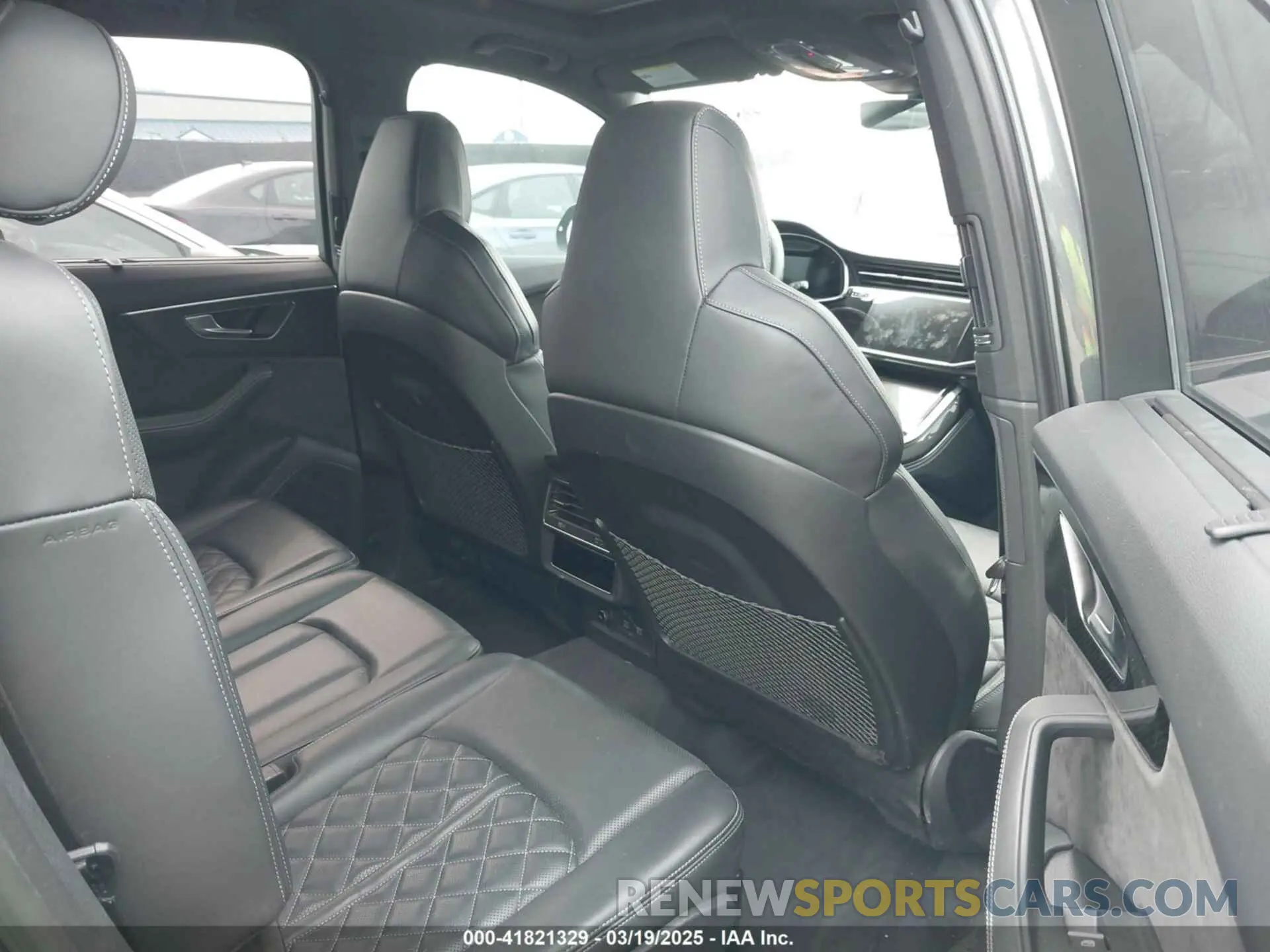 8 fotografías del automóvil dañado WA1VWBF74MD000533 AUDI SQ7 2021