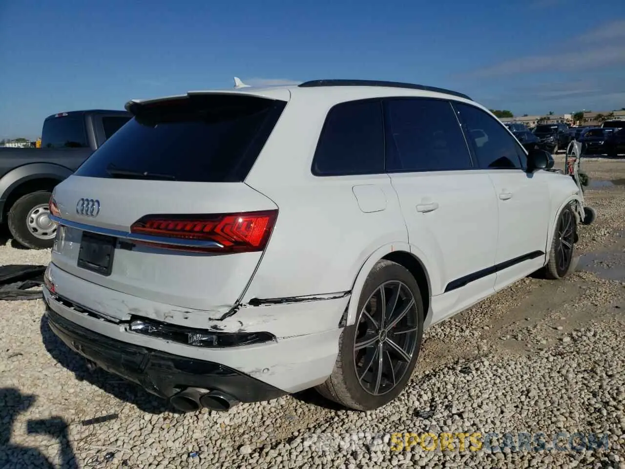 4 fotografías del automóvil dañado WA1VWBF74MD020216 AUDI SQ7 2021