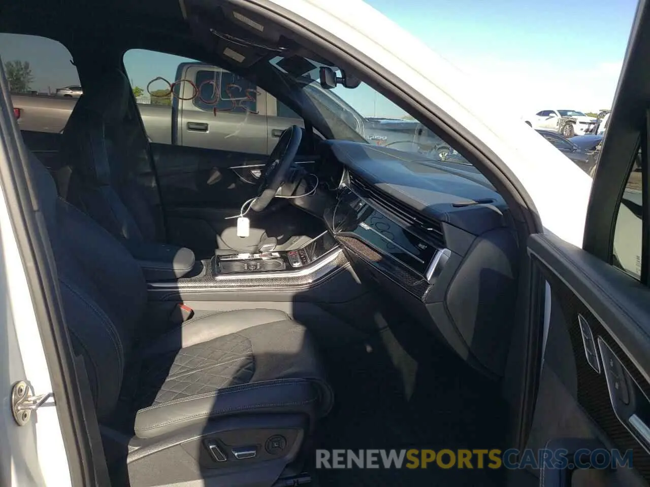 5 fotografías del automóvil dañado WA1VWBF74MD020216 AUDI SQ7 2021