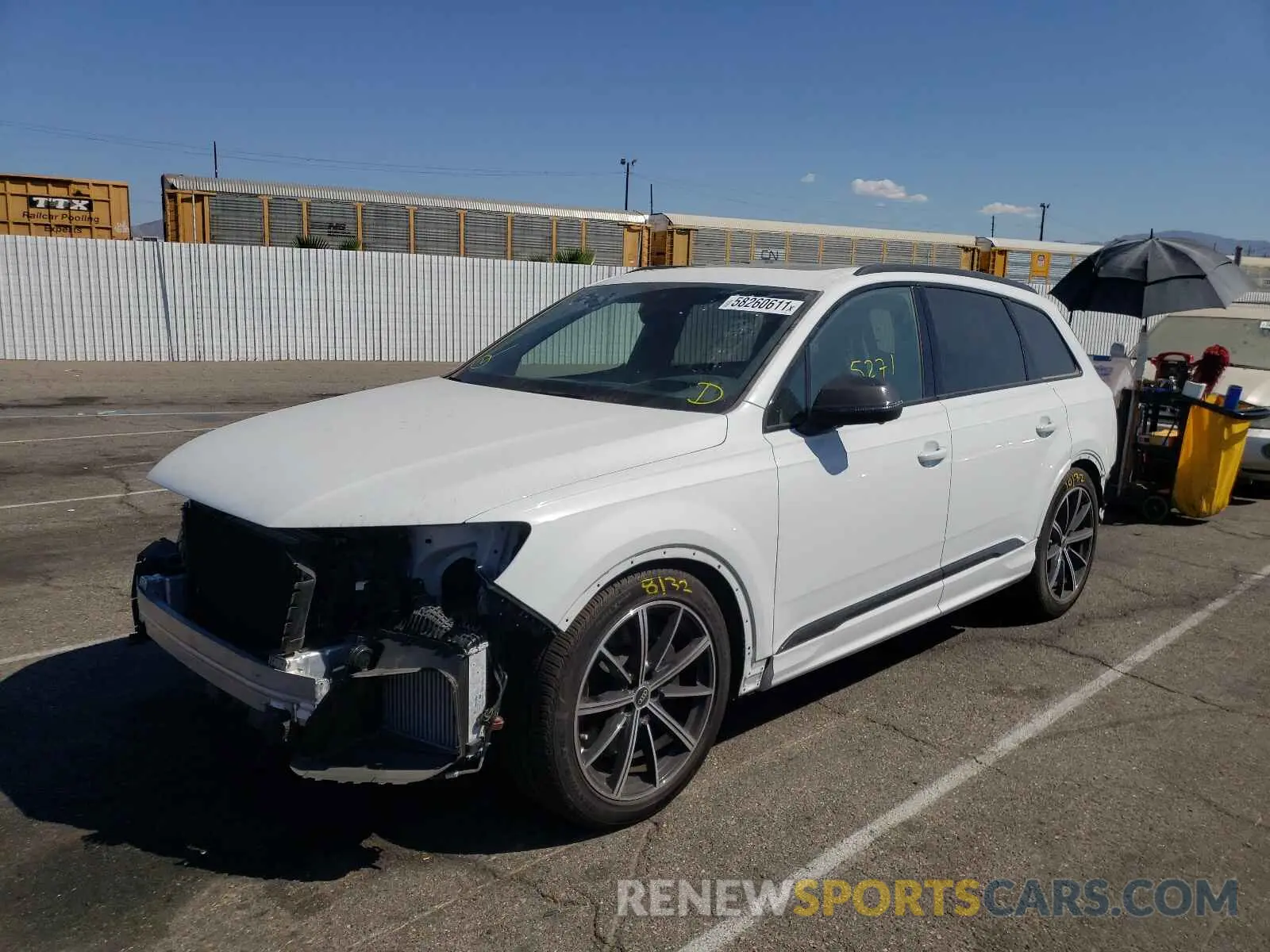 2 fotografías del automóvil dañado WA1VWBF75MD015087 AUDI SQ7 2021