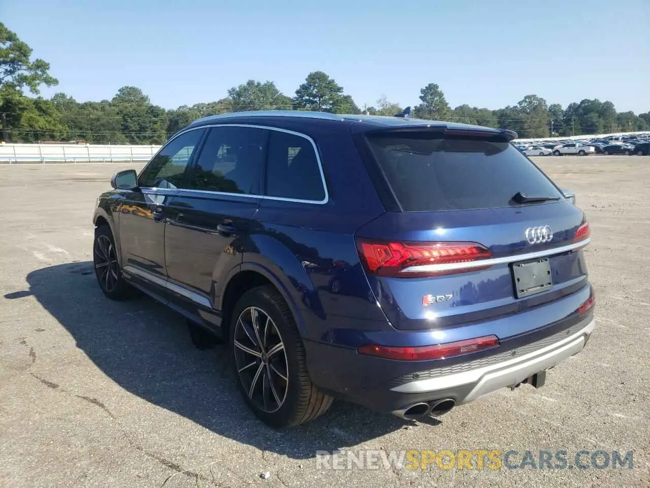 3 fotografías del automóvil dañado WA1AWBF72ND001650 AUDI SQ7 2022