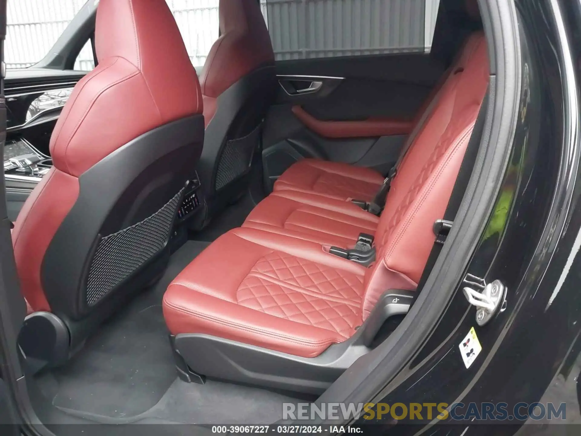 8 fotografías del automóvil dañado WA1VWBF70ND017993 AUDI SQ7 2022