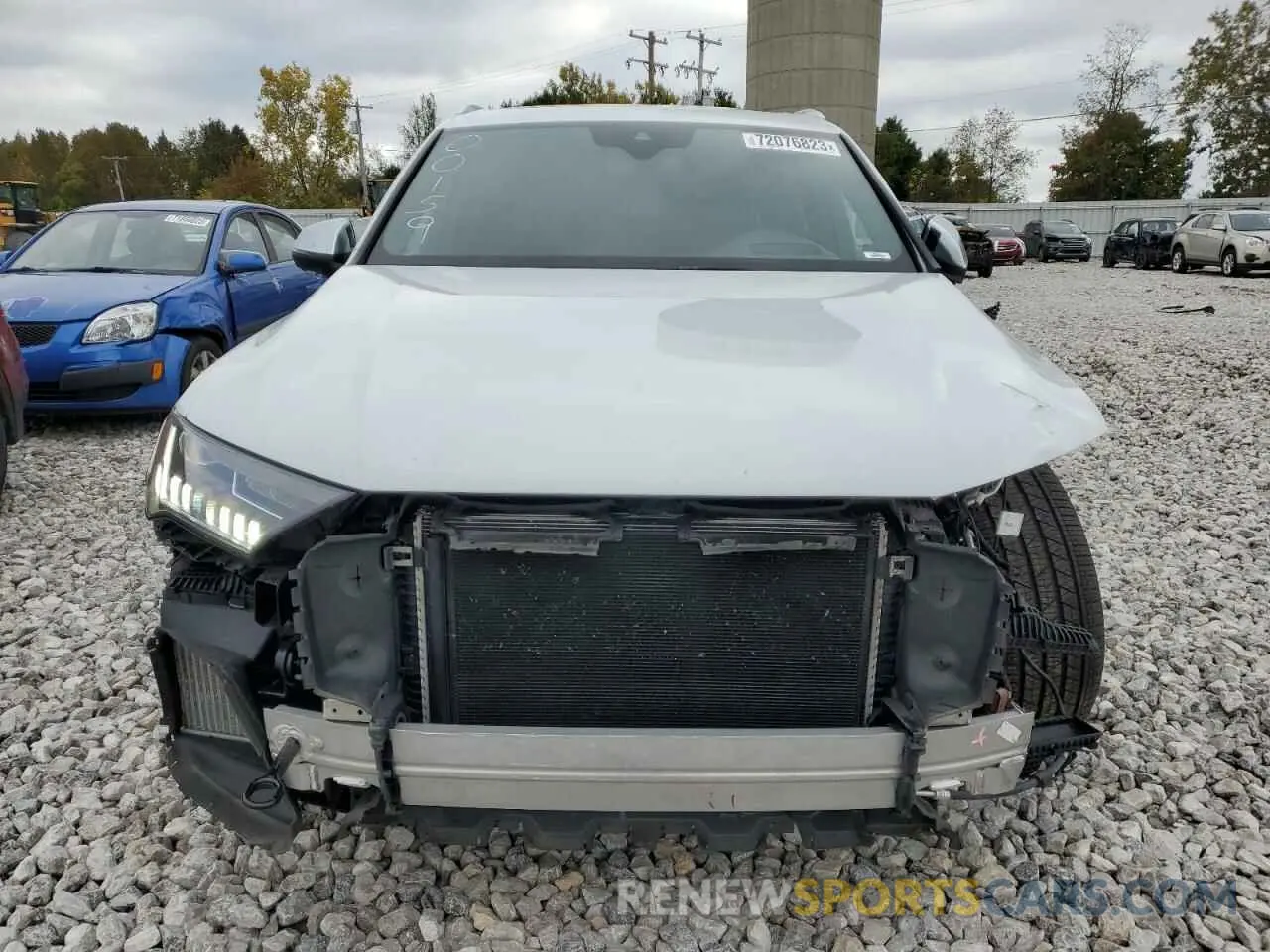 5 fotografías del automóvil dañado WA1VWBF74ND000159 AUDI SQ7 2022