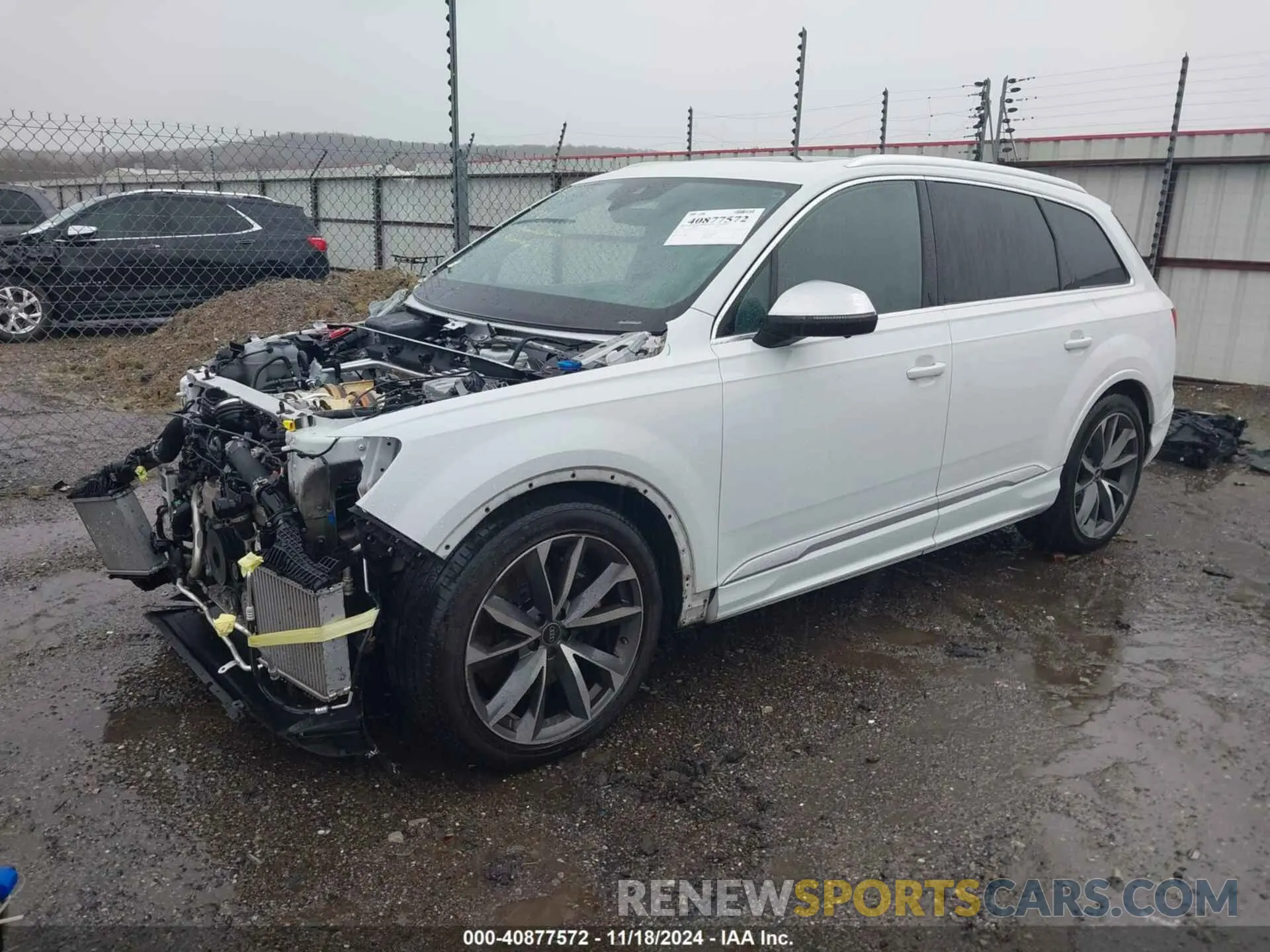 2 fotografías del automóvil dañado WA1VWBF77ND007090 AUDI SQ7 2022