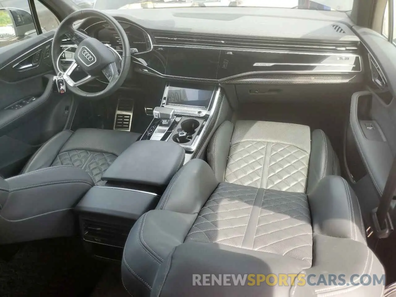 8 fotografías del automóvil dañado WA1AWBF79PD019405 AUDI SQ7 2023