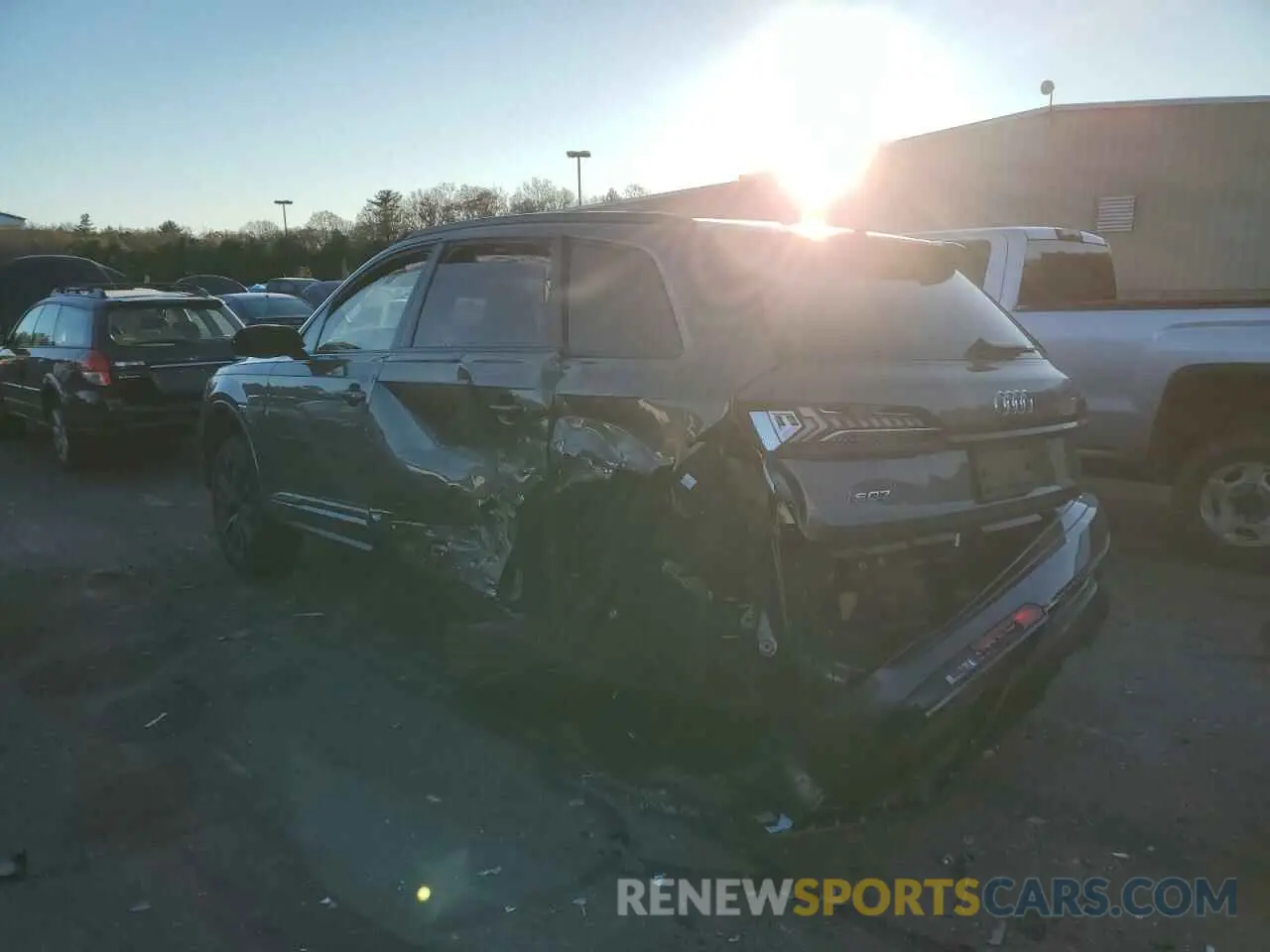 2 fotografías del automóvil dañado WA1VWBF74RD001544 AUDI SQ7 2024