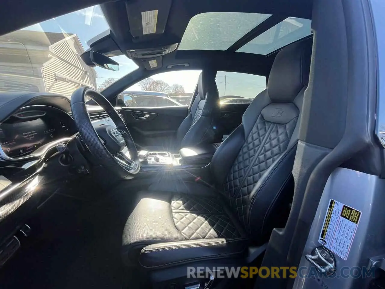 8 fotografías del automóvil dañado WA1AWAF19LD023163 AUDI SQ8 2020