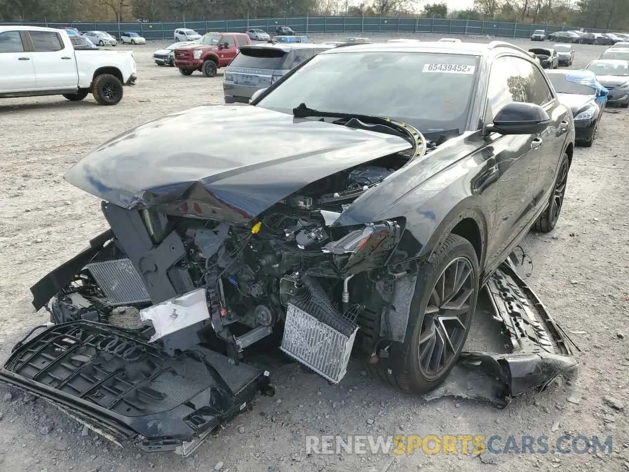 9 fotografías del automóvil dañado WA1CWAF18LD027195 AUDI SQ8 2020