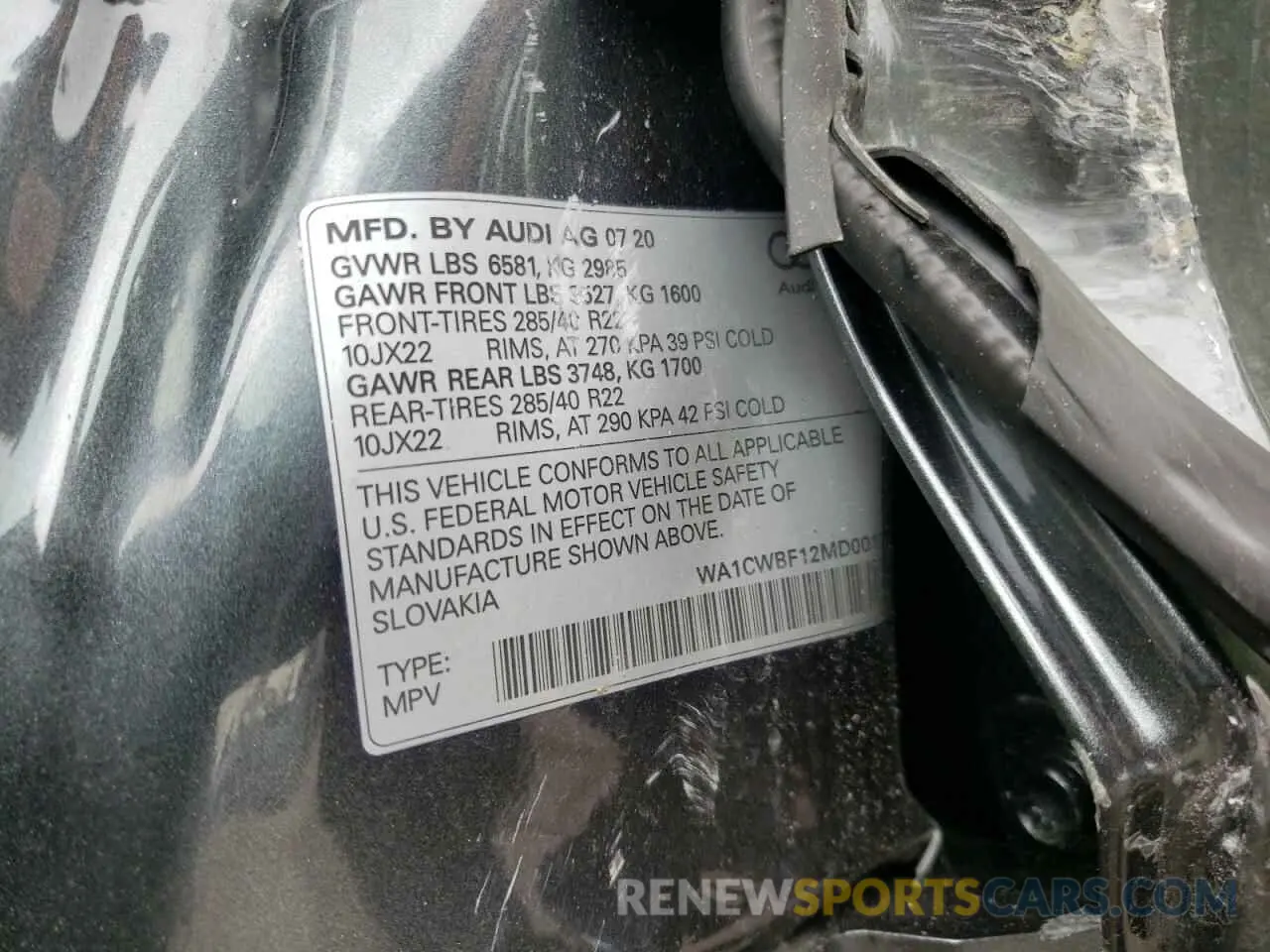 10 fotografías del automóvil dañado WA1CWBF12MD001781 AUDI SQ8 2021