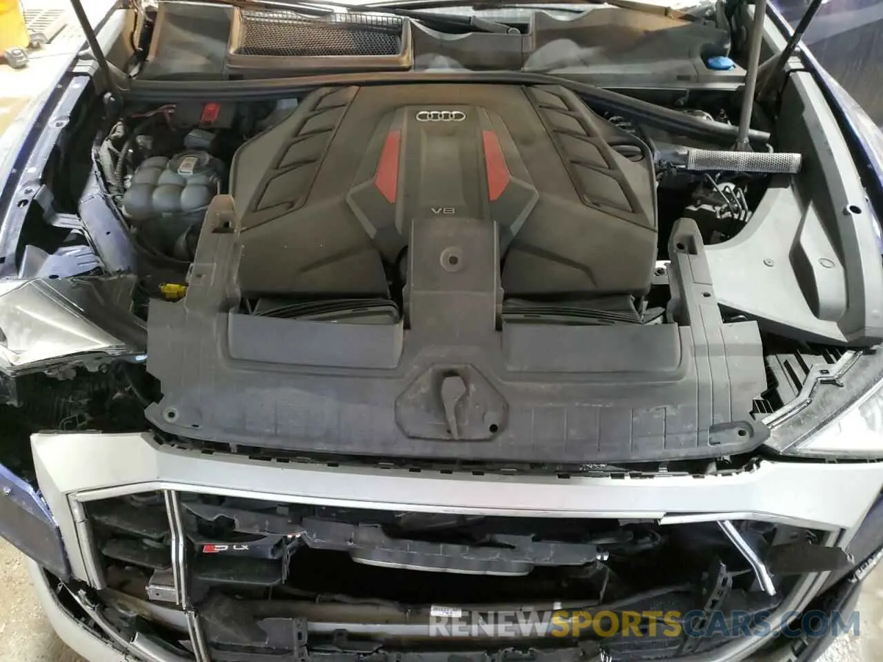 12 fotografías del automóvil dañado WA1CWBF16MD019510 AUDI SQ8 2021