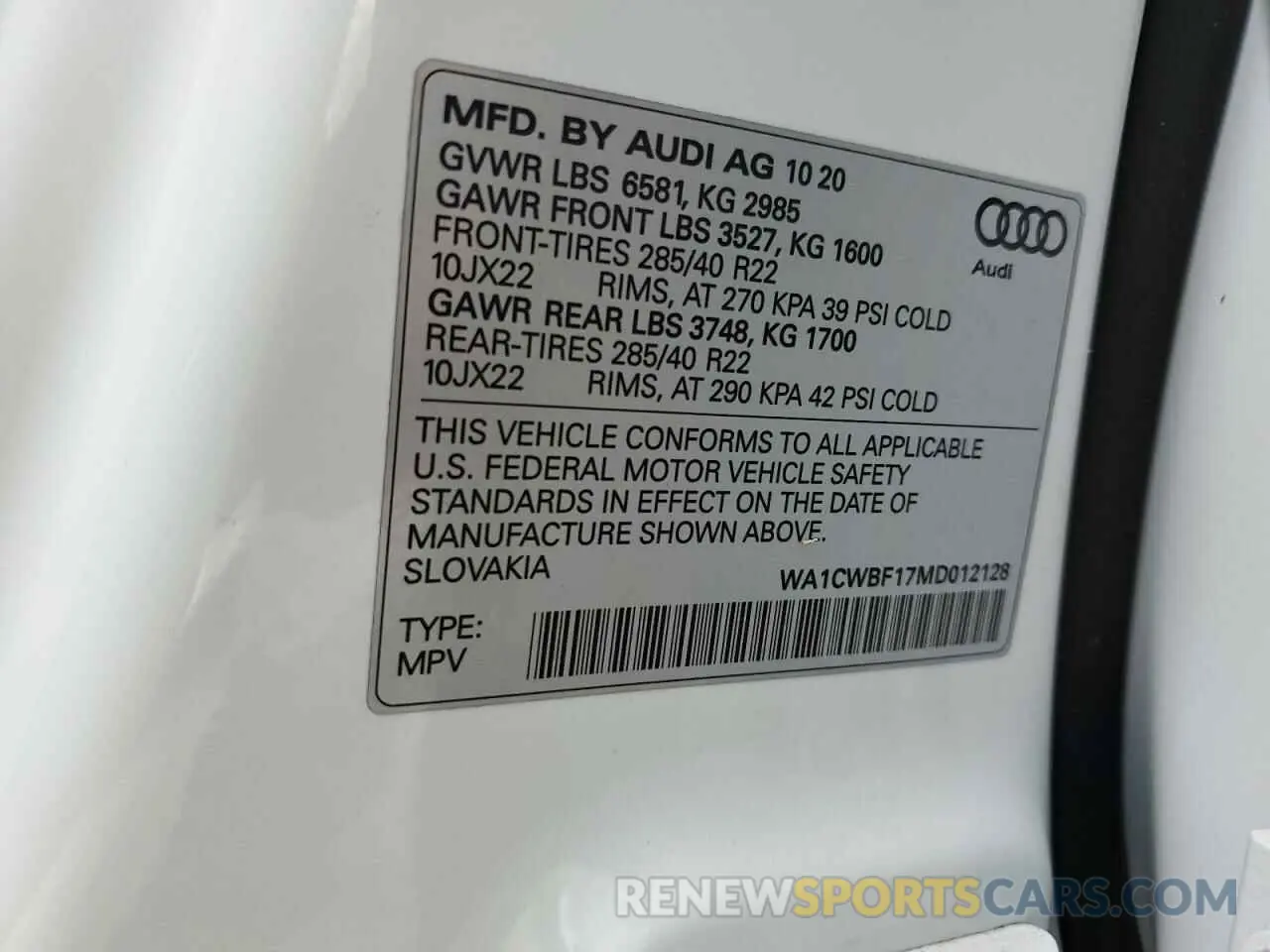 10 fotografías del automóvil dañado WA1CWBF17MD012128 AUDI SQ8 2021