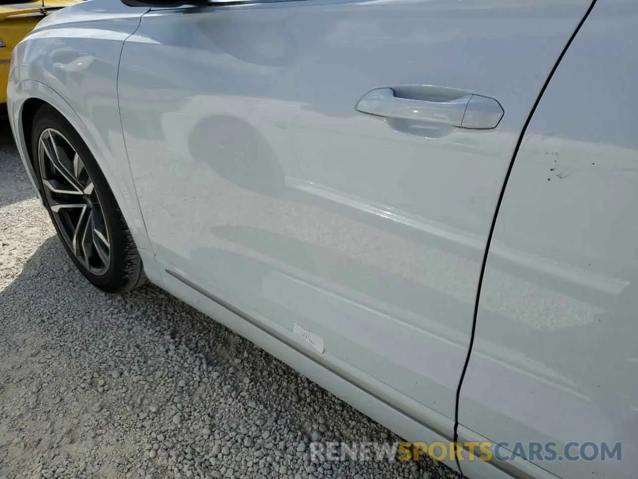 9 fotografías del automóvil dañado WA1CWBF17MD012128 AUDI SQ8 2021
