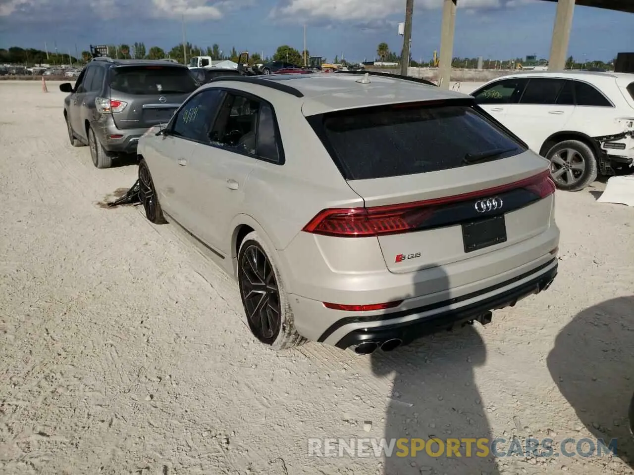 3 fotografías del automóvil dañado WA1CWBF18MD012137 AUDI SQ8 2021