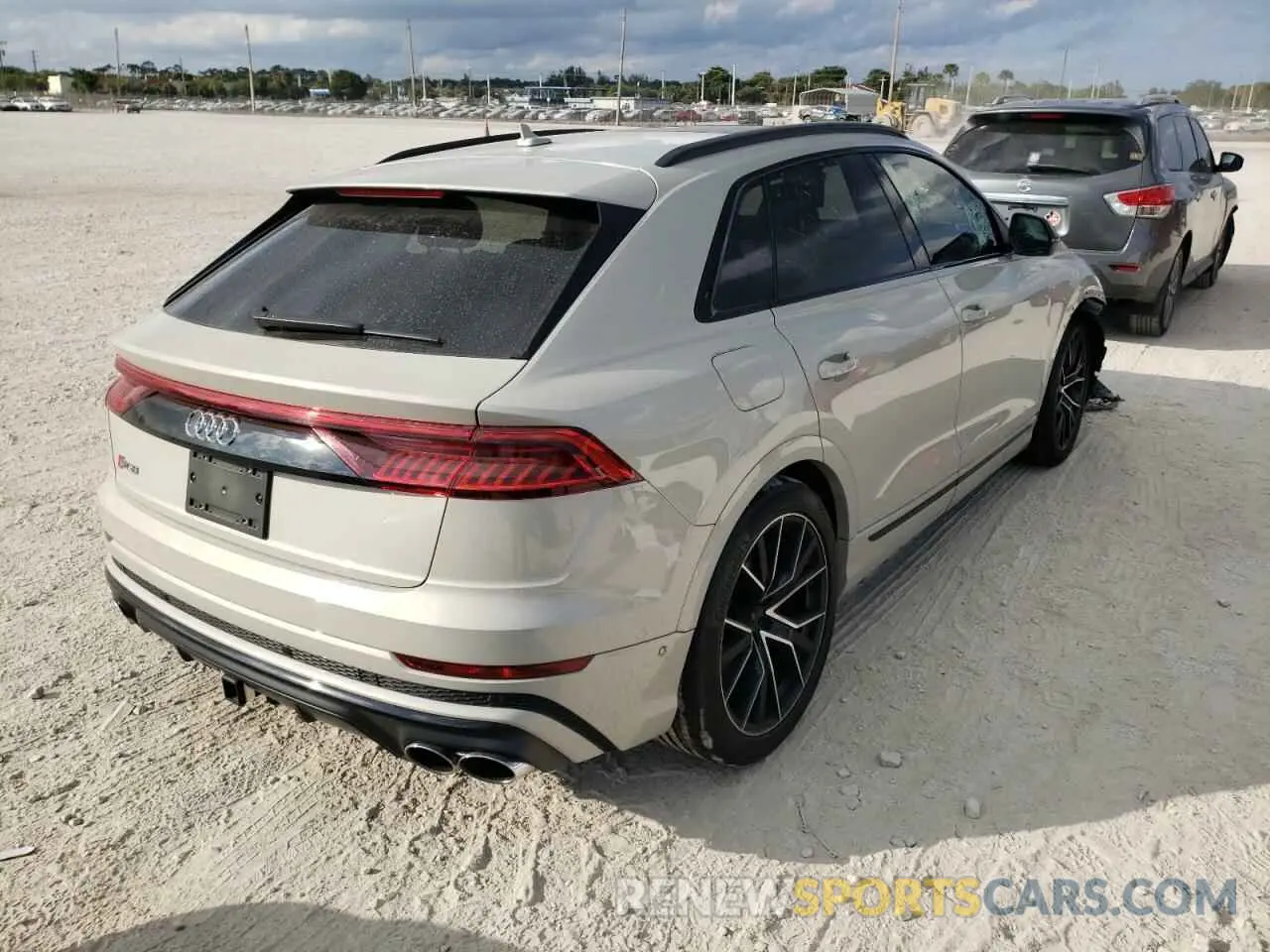 4 fotografías del automóvil dañado WA1CWBF18MD012137 AUDI SQ8 2021