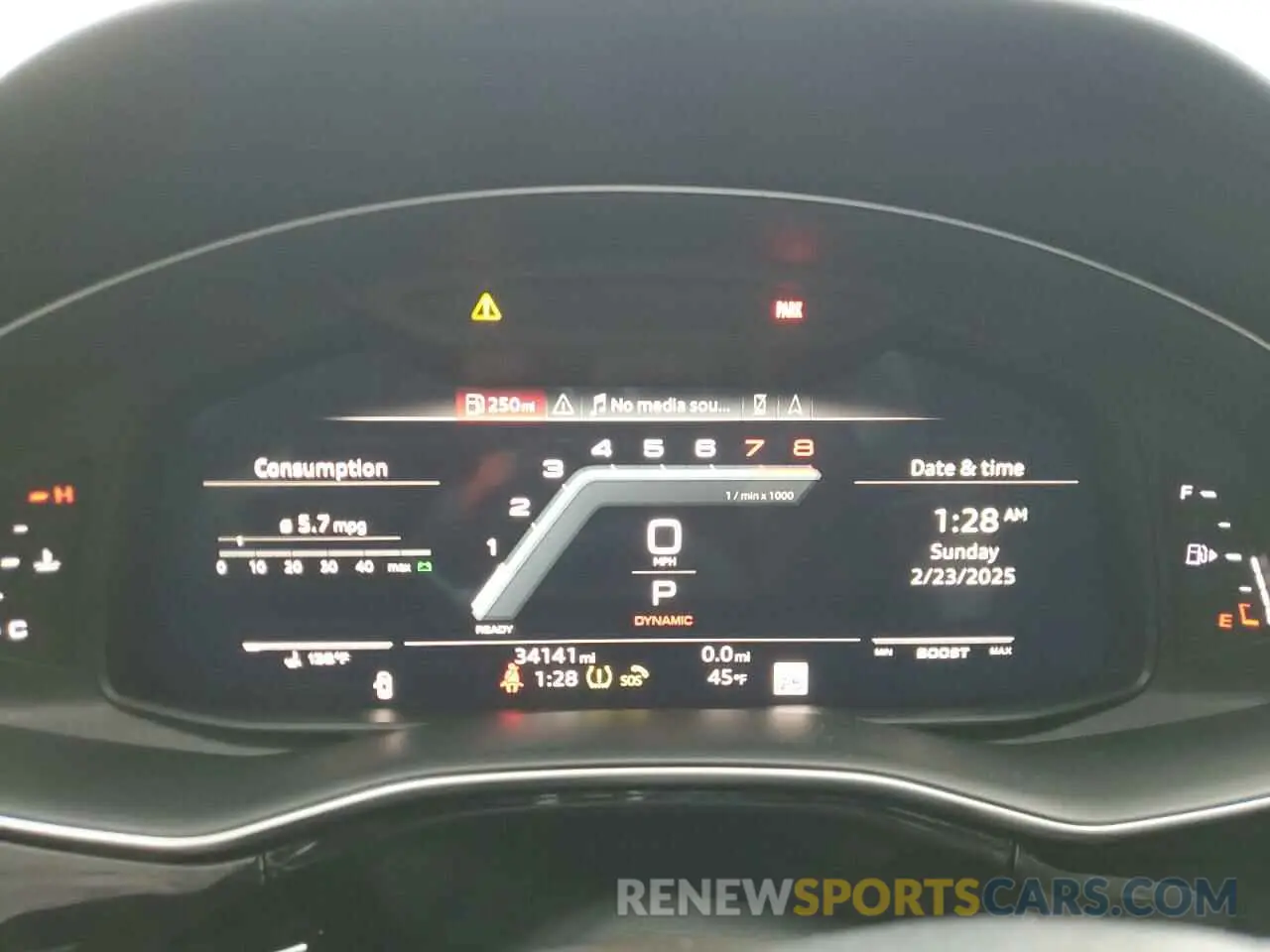 9 fotografías del automóvil dañado WA1CWBF15ND010766 AUDI SQ8 2022