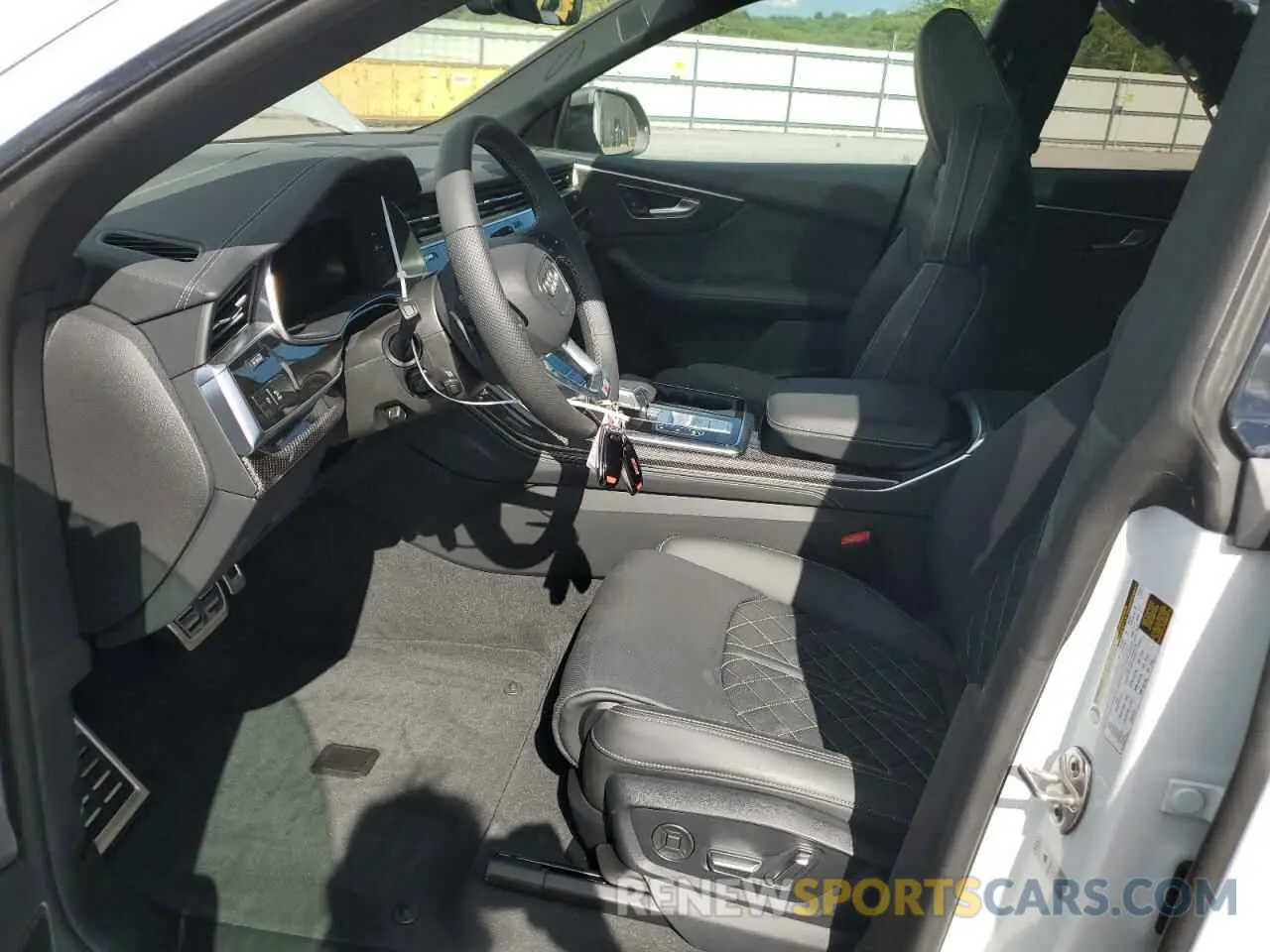 7 fotografías del automóvil dañado WA1CWBF14PD045530 AUDI SQ8 2023
