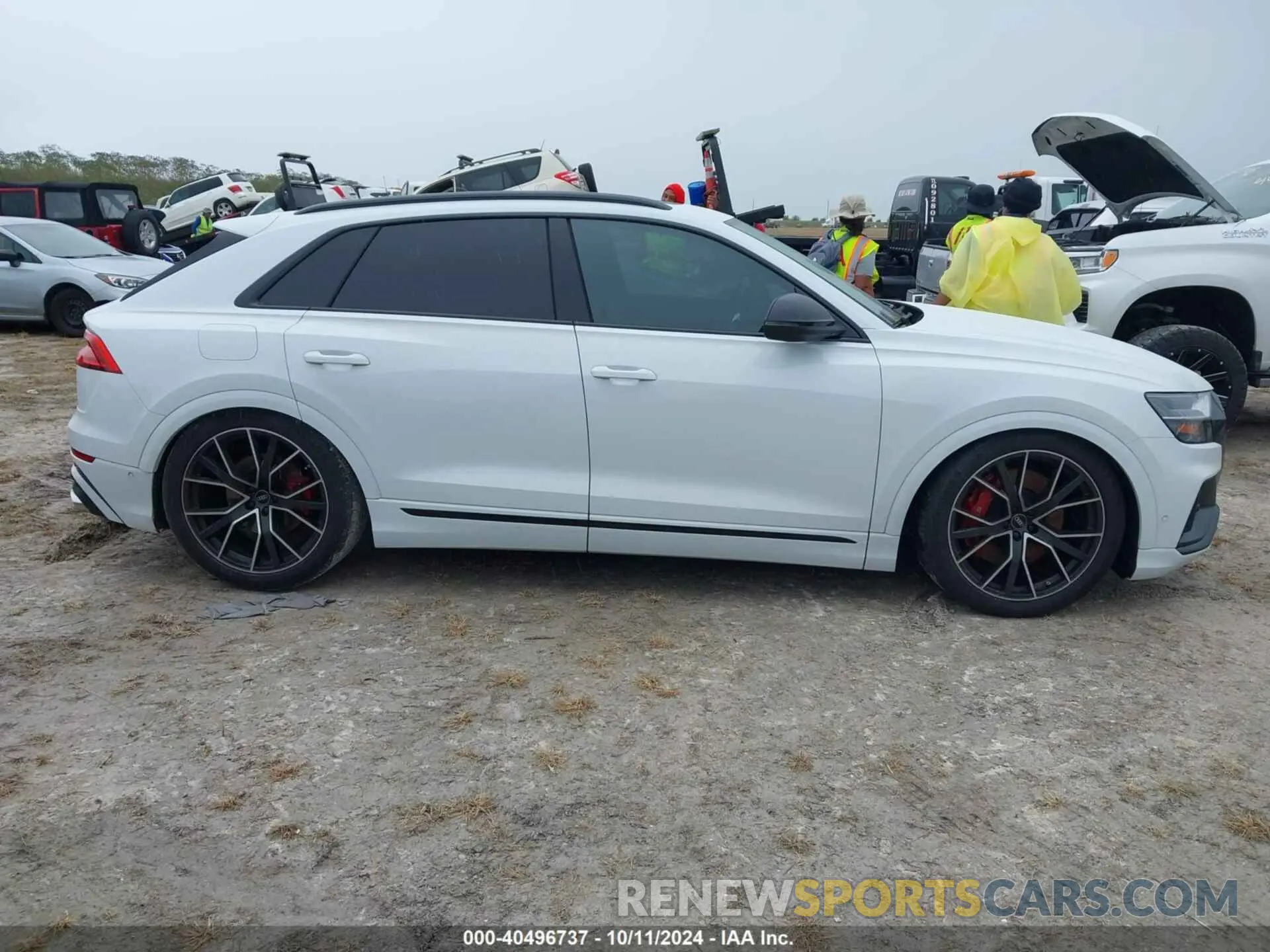 13 fotografías del automóvil dañado WA1CWBF1XPD040171 AUDI SQ8 2023