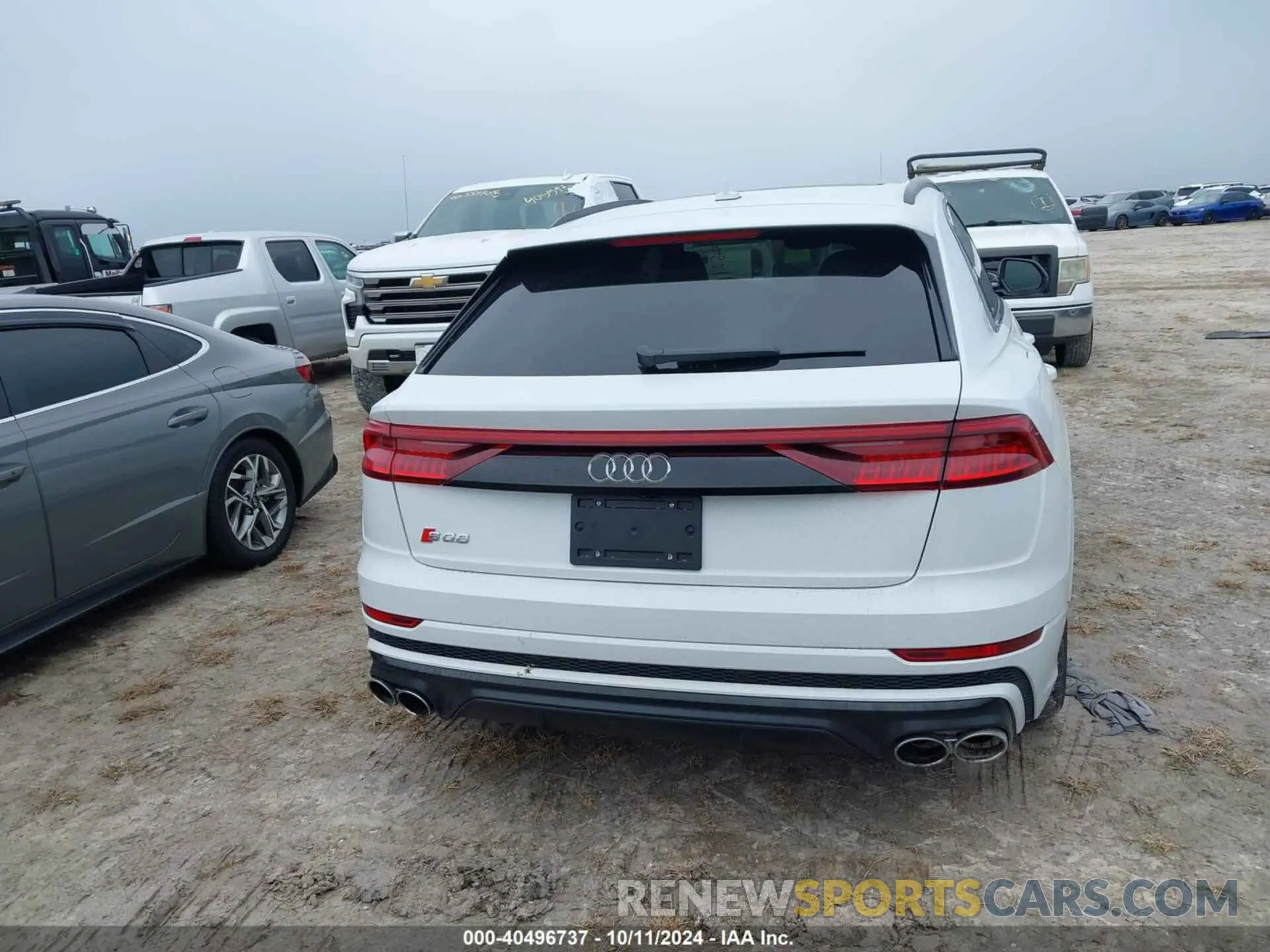 16 fotografías del automóvil dañado WA1CWBF1XPD040171 AUDI SQ8 2023