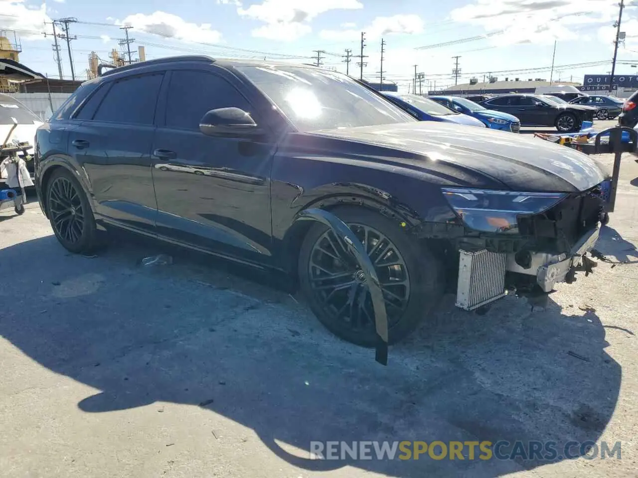4 fotografías del automóvil dañado WA1AWBF19RD005714 AUDI SQ8 2024