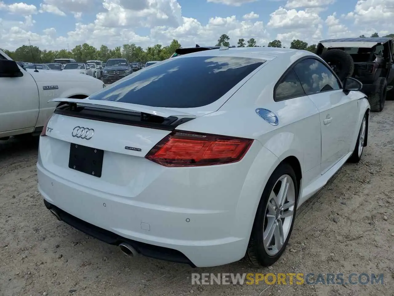 4 fotografías del automóvil dañado TRUAEAFV5L1002913 AUDI TT 2020