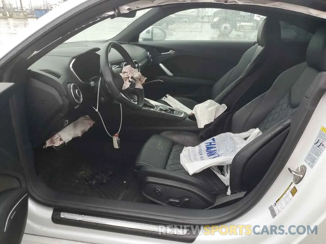 7 fotografías del automóvil dañado TRUAEAFV3M1005228 AUDI TT 2021