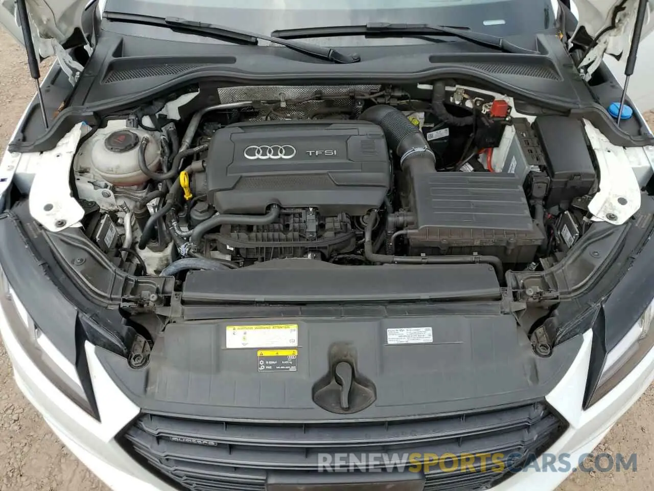 11 fotografías del automóvil dañado TRUAEAFV8M1001434 AUDI TT 2021