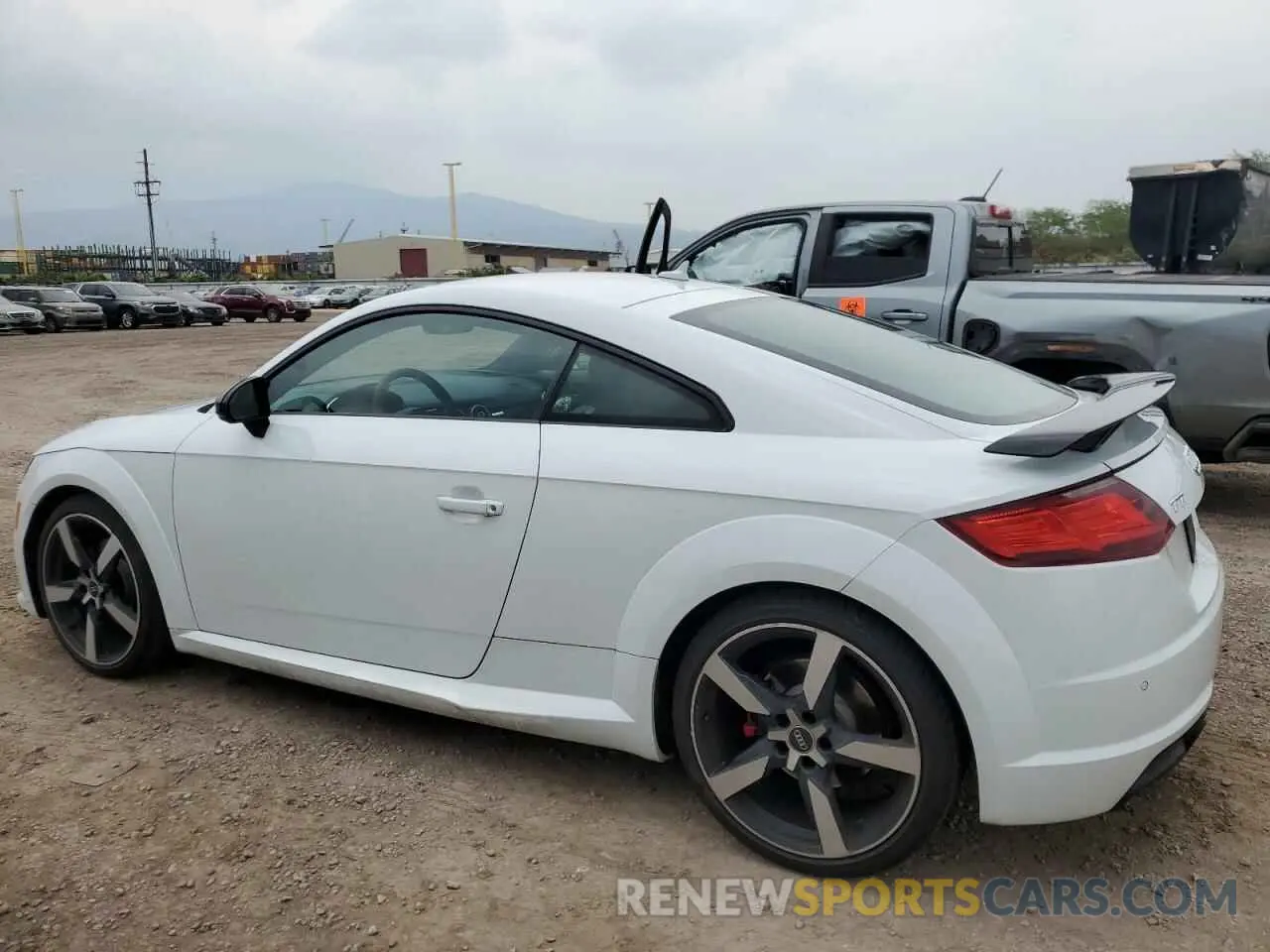 2 fotografías del automóvil dañado TRUAEAFV8M1001434 AUDI TT 2021