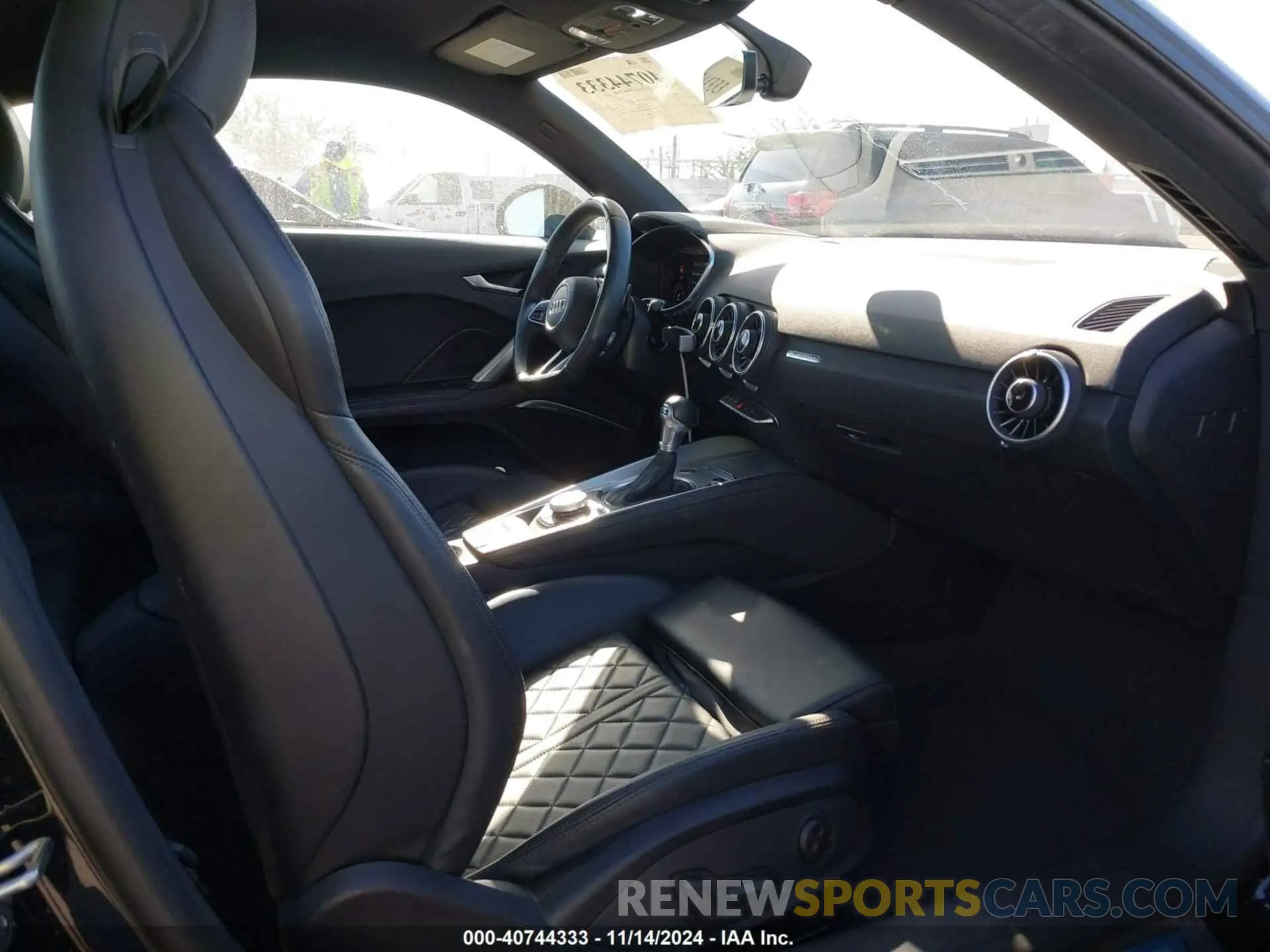 5 fotografías del automóvil dañado TRUAEAFV1N1002572 AUDI TT 2022
