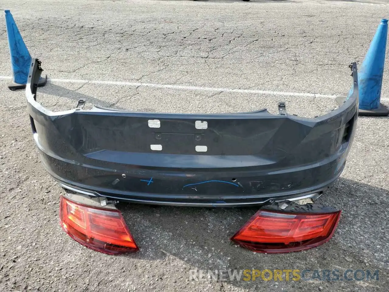 12 fotografías del automóvil dañado TRUA1AFV8K1005833 AUDI TTS 2019