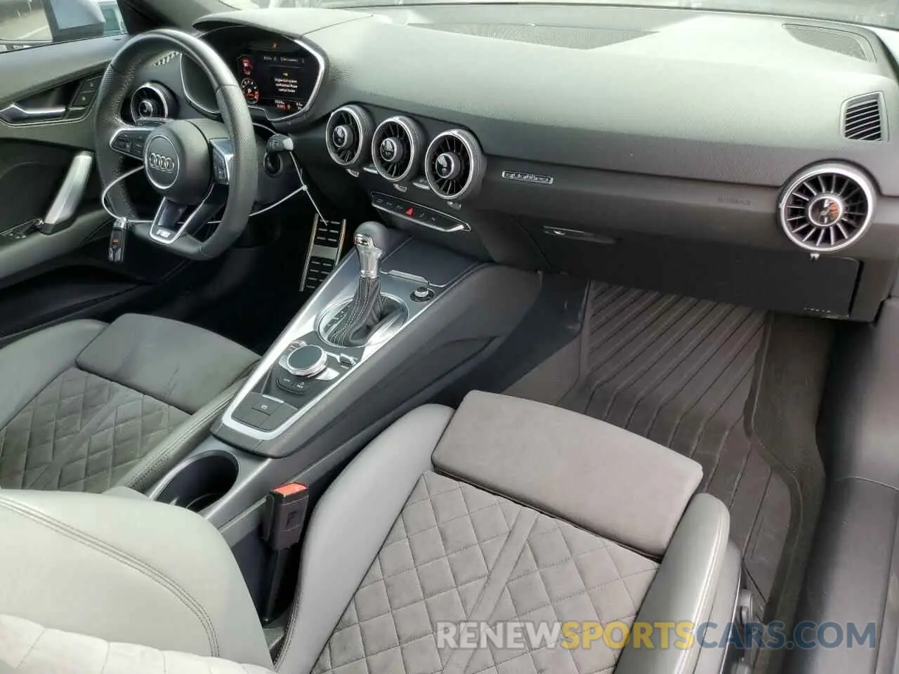 8 fotografías del automóvil dañado TRUA1AFV8K1005833 AUDI TTS 2019