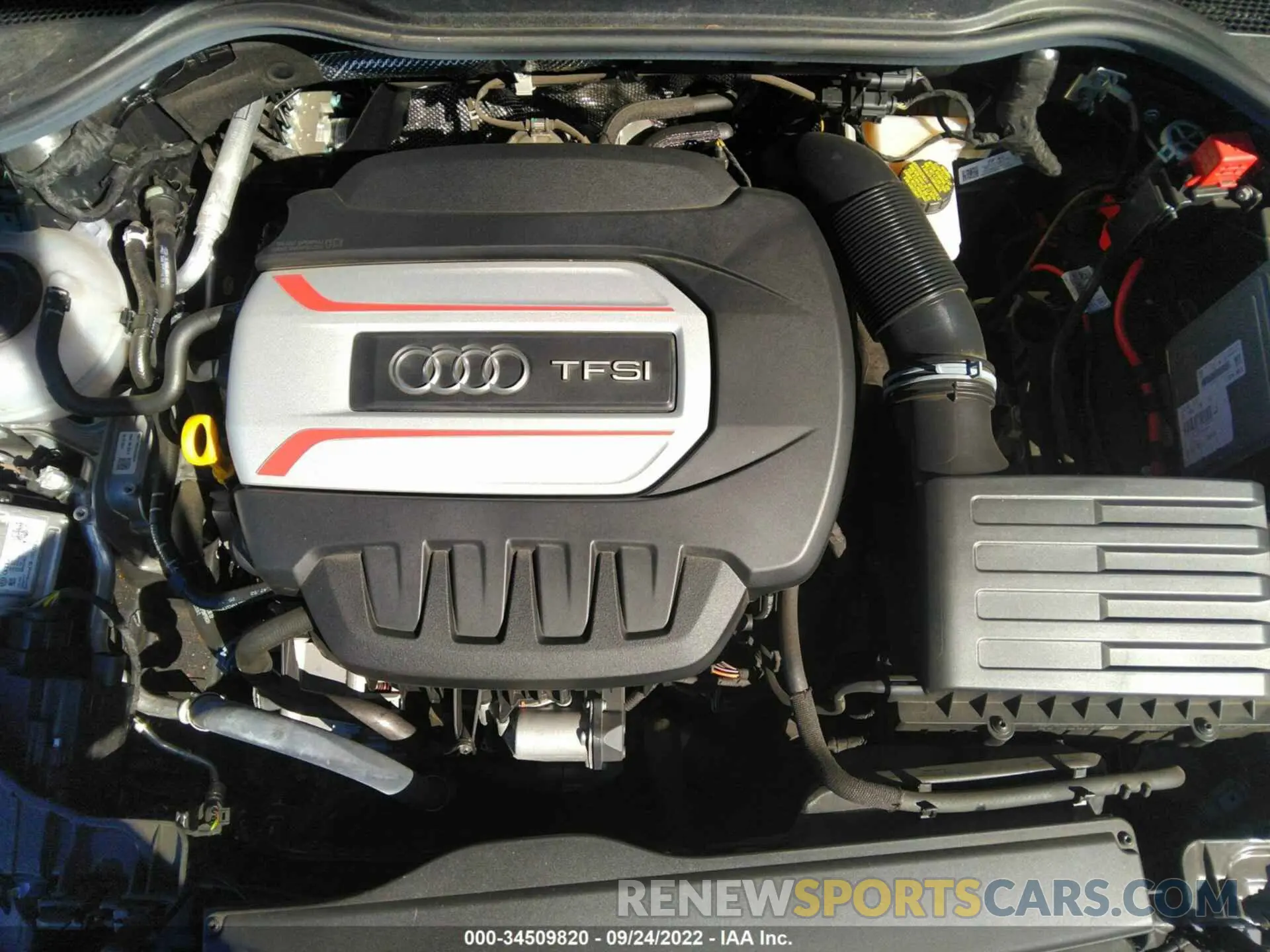 10 fotografías del automóvil dañado TRUA1AFV0M1006820 AUDI TTS 2021