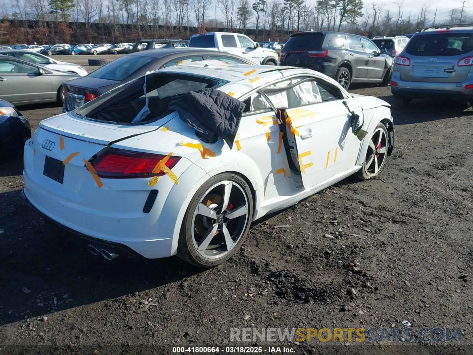 4 fotografías del automóvil dañado TRUA1AFV0P1007101 AUDI TTS 2023