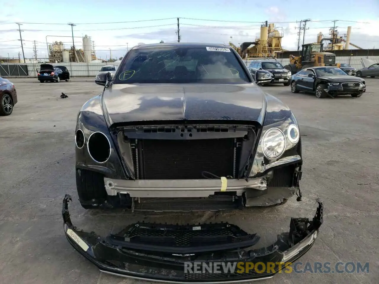 9 fotografías del automóvil dañado SJAAM2ZV4KC024856 BENTLEY ALL MODELS 2019