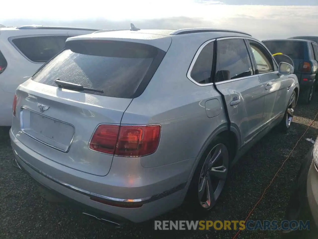 4 fotografías del automóvil dañado SJAAM2ZV9KC024626 BENTLEY ALL MODELS 2019