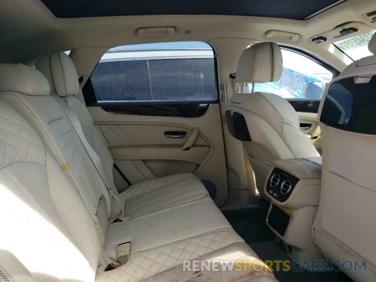 6 fotografías del automóvil dañado SJAAM2ZV9KC024626 BENTLEY ALL MODELS 2019