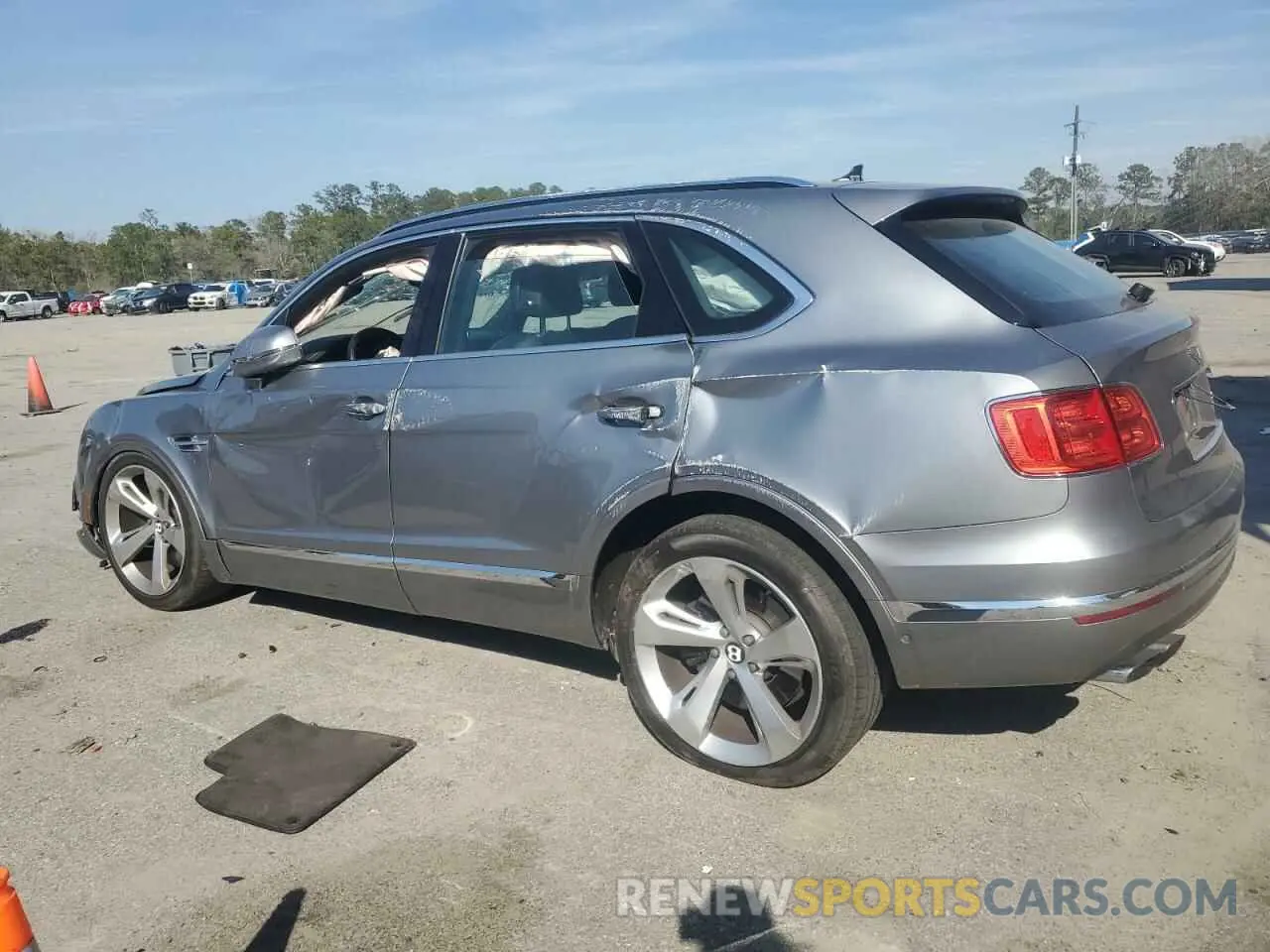 2 fotografías del automóvil dañado SJAAM2ZV9KC024755 BENTLEY ALL MODELS 2019